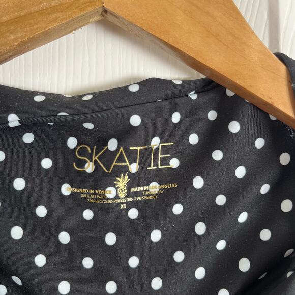 Skatie X Salty Blonde• ‘Salty’ Bikini Bottom in DOHENY - Picture 15 of 17